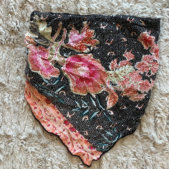 Free People Black and Pink Floral Crop Top - Picture 4 of 5